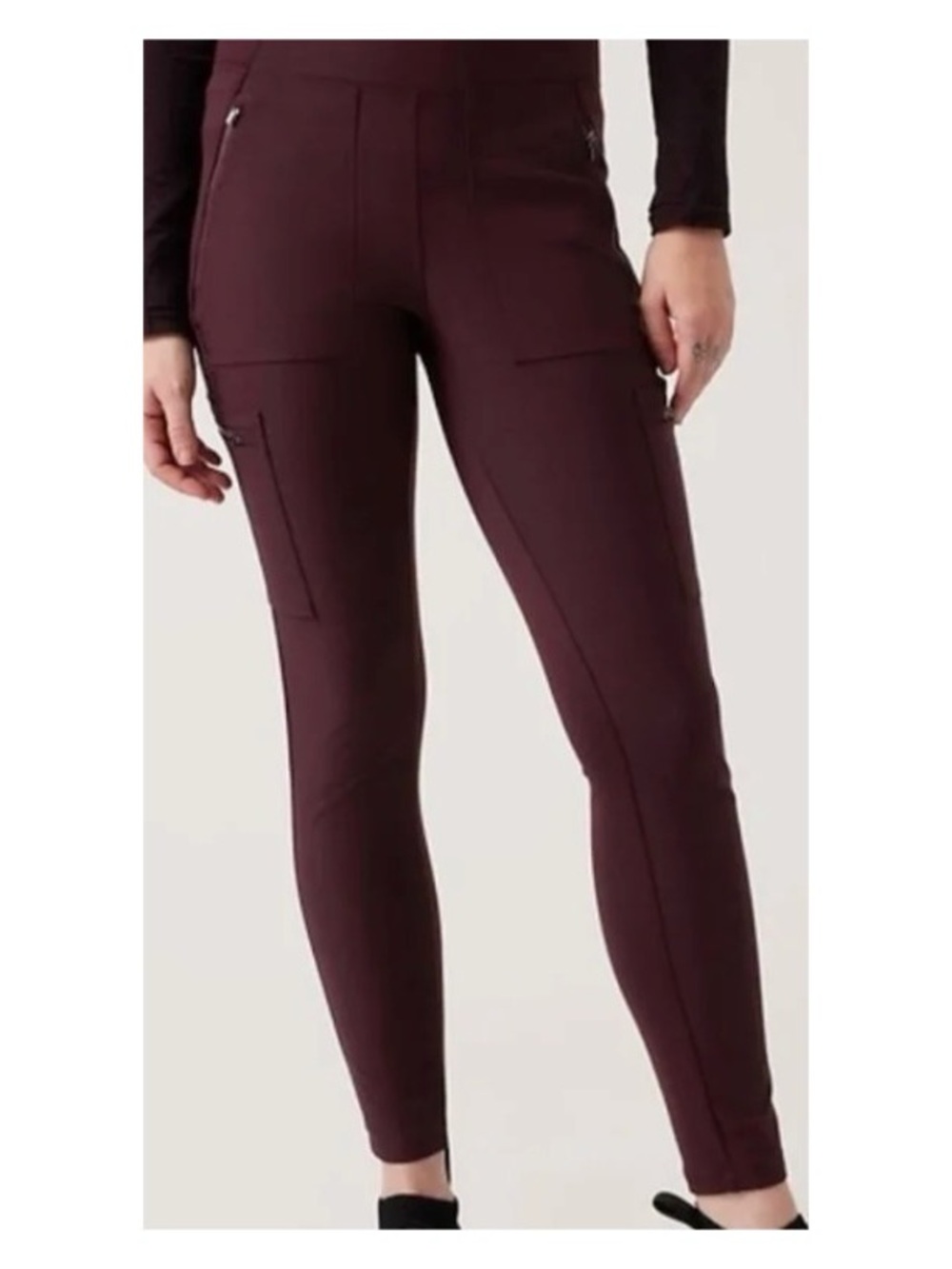 Athleta Women's Headlands Hybrid High Rise Cargo Leggings in burgundy size 2